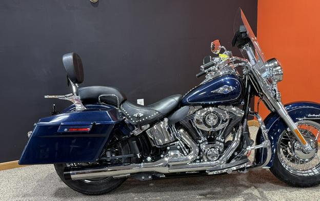 2013 Harley-Davidson® Heritage Softail® Classic BIG BLUE PEARL W/ PINSTRIPE