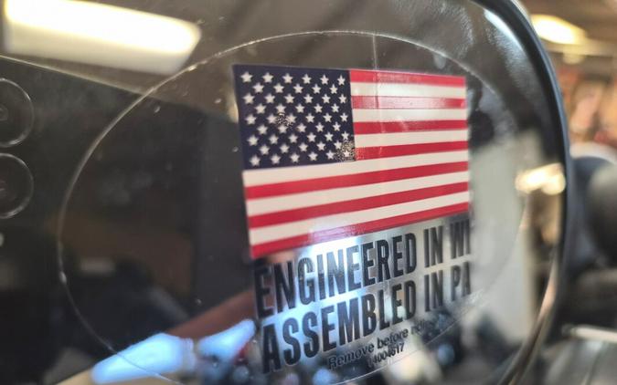 2026 Harley-Davidson® Low Rider® S White Onyx Pearl - Black