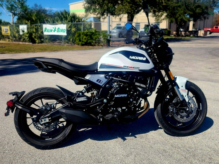 2023 Moto Morini STR 650