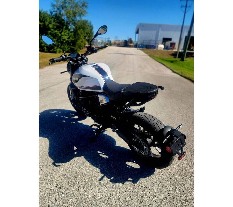 2023 Moto Morini STR 650