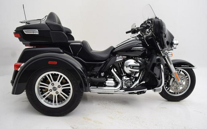 2016 Harley-Davidson FLHTCUTG - Tri Glide Ultra