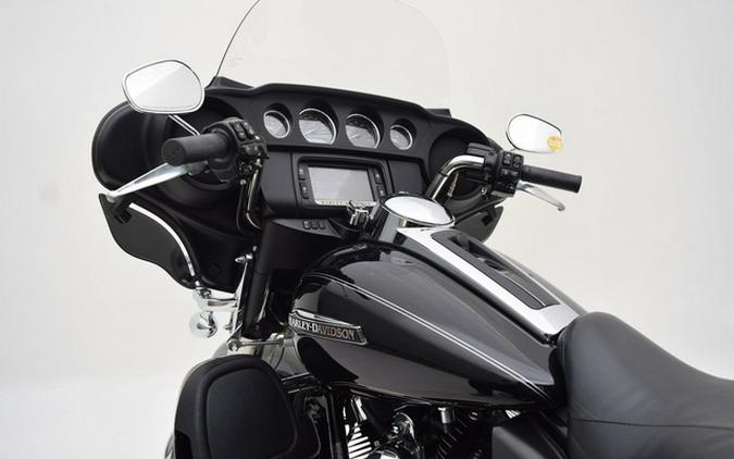 2016 Harley-Davidson FLHTCUTG - Tri Glide Ultra