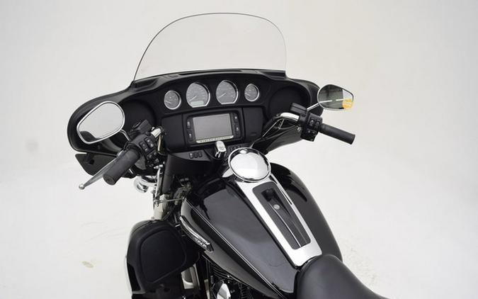 2016 Harley-Davidson FLHTCUTG - Tri Glide Ultra