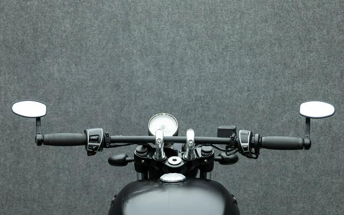 2017 MOTO GUZZI V9 BOBBER W/ABS