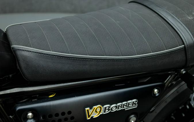 2017 MOTO GUZZI V9 BOBBER W/ABS