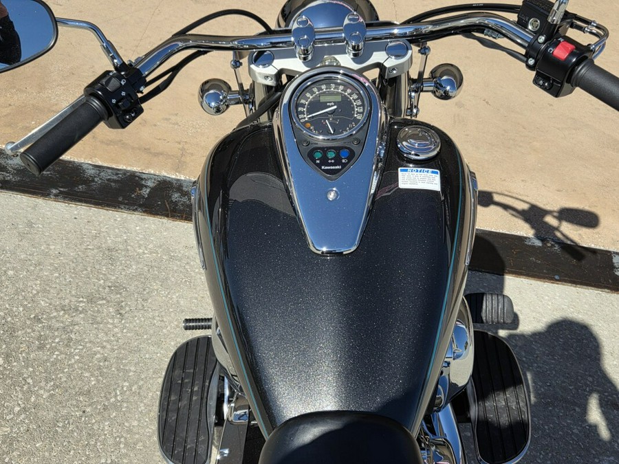 2024 Kawasaki VULCAN 900 CLASSIC