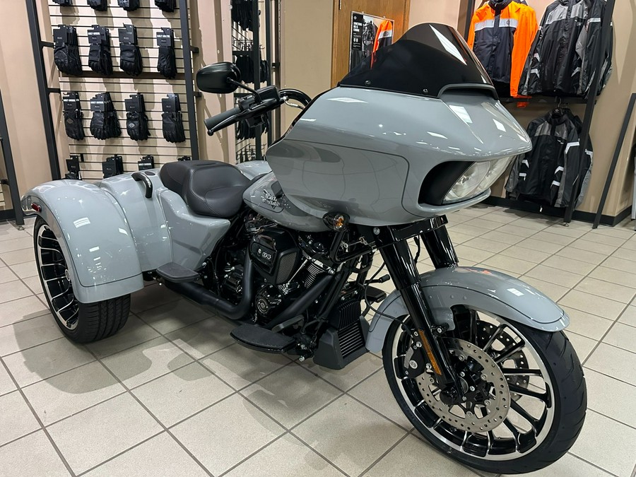 2025 Harley-Davidson Road Glide® 3
