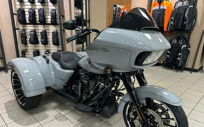 2025 Harley-Davidson Road Glide® 3