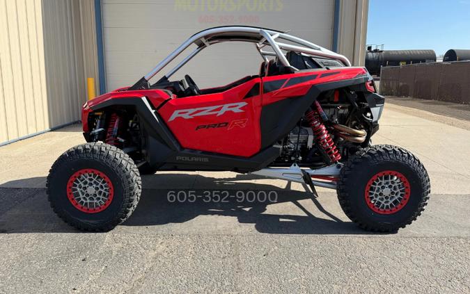 2026 RZR PRO R ULTIMATE INDY RED - Polaris