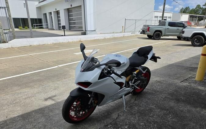 2023 Ducati Panigale V2 White Rosso Livery