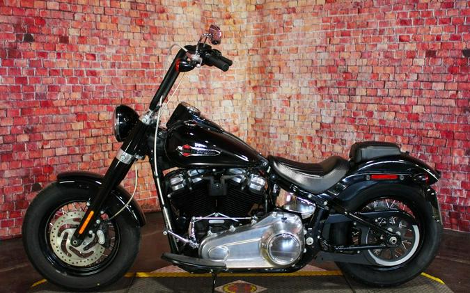 2019 Harley-Davidson® FLSL - Softail® Softail Slim®