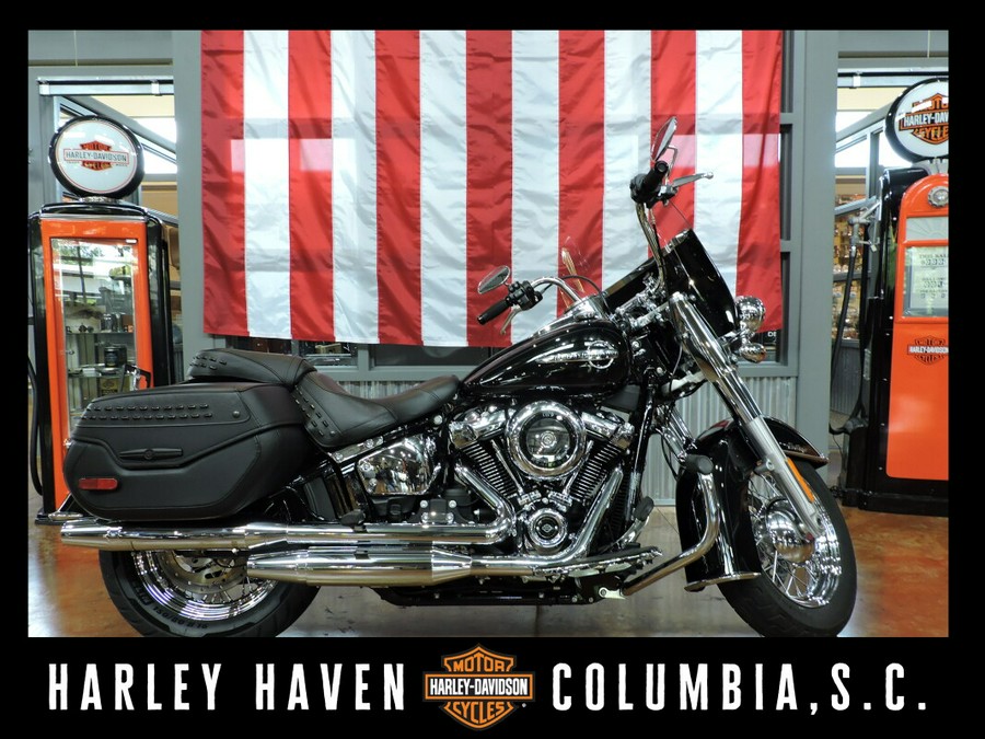 2020 Harley-Davidson FLHC Heritage Classic 107