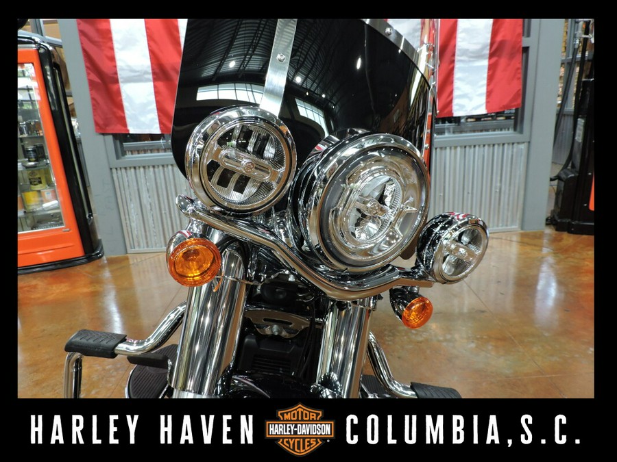 2020 Harley-Davidson FLHC Heritage Classic 107