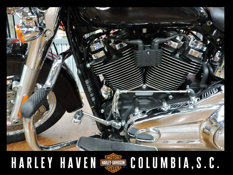 2020 Harley-Davidson FLHC Heritage Classic 107