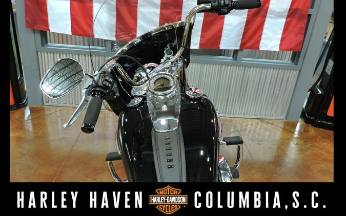 2020 Harley-Davidson FLHC Heritage Classic 107