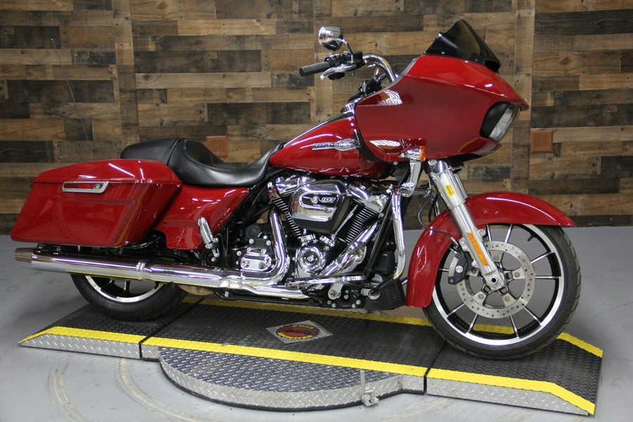 2021 Harley-Davidson Road Glide Billiard Red