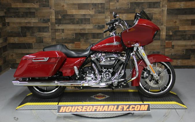 2021 Harley-Davidson Road Glide Billiard Red