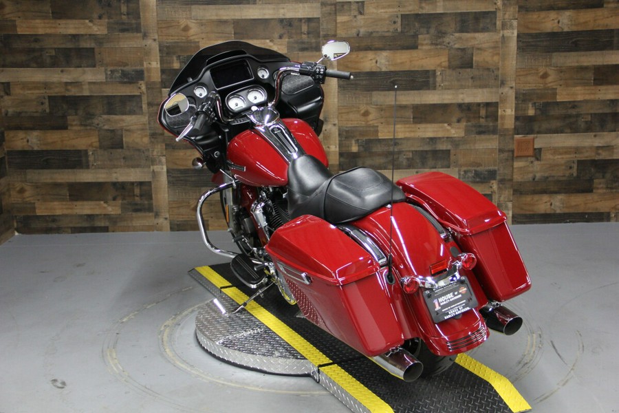 2021 Harley-Davidson Road Glide Billiard Red