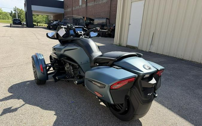 2026 Can-Am Spyder RT
