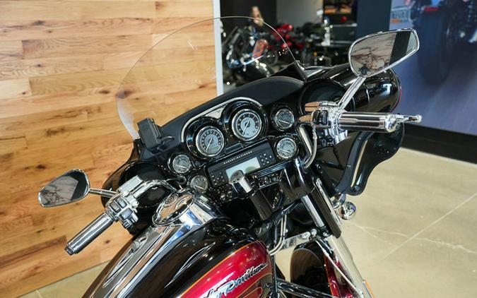 2011 Harley-Davidson FLHTCUSE6 - CVO Ultra Classic Electra Glide