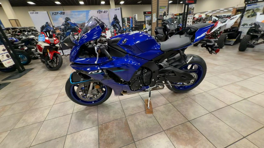 2026 Yamaha YZF-R1