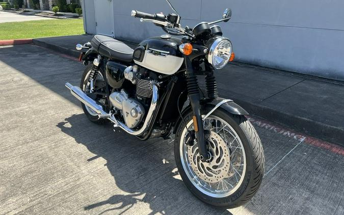 2024 Triumph Bonneville T120 Jet Black/Fusion White