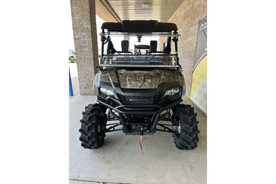 2021 Honda Pioneer 700 Deluxe - Honda Phantom Camo®