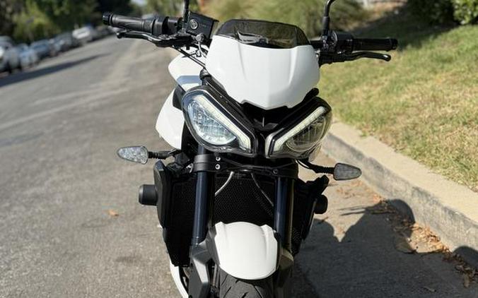 2025 Triumph Street Triple 765 R Pure White