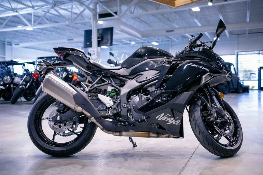 2024 Kawasaki Ninja® ZX™-4RR ABS