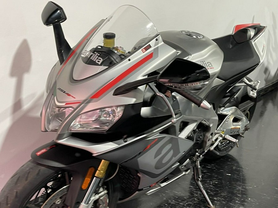 2016 Aprilia RSV4 RR ABS