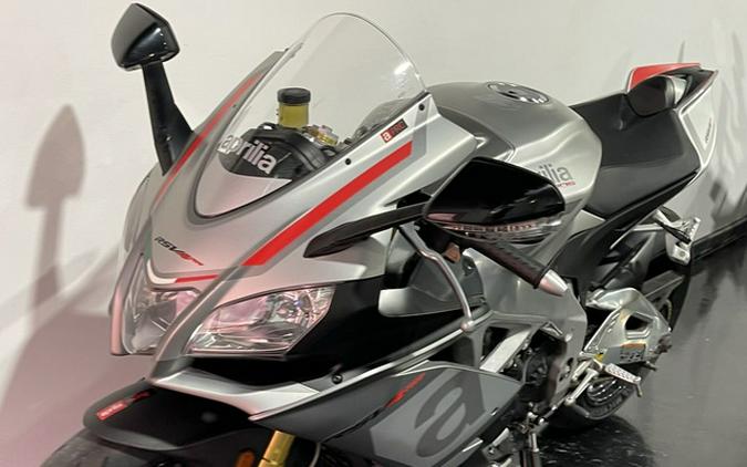 2016 Aprilia RSV4 RR ABS