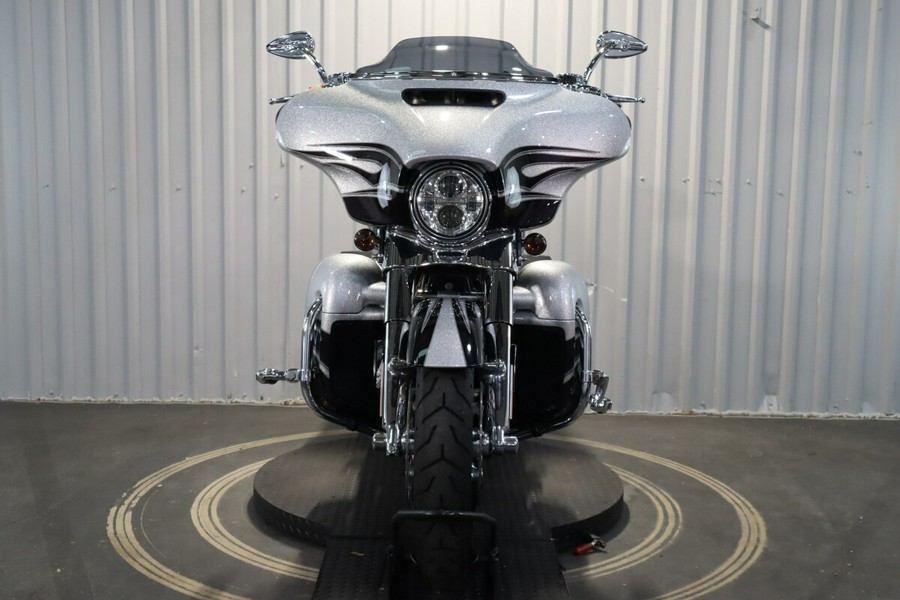 2015 Harley-Davidson CVO Street Glide