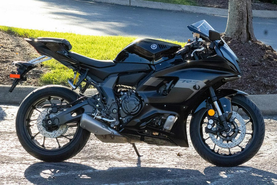 2025 Yamaha YZF-R7