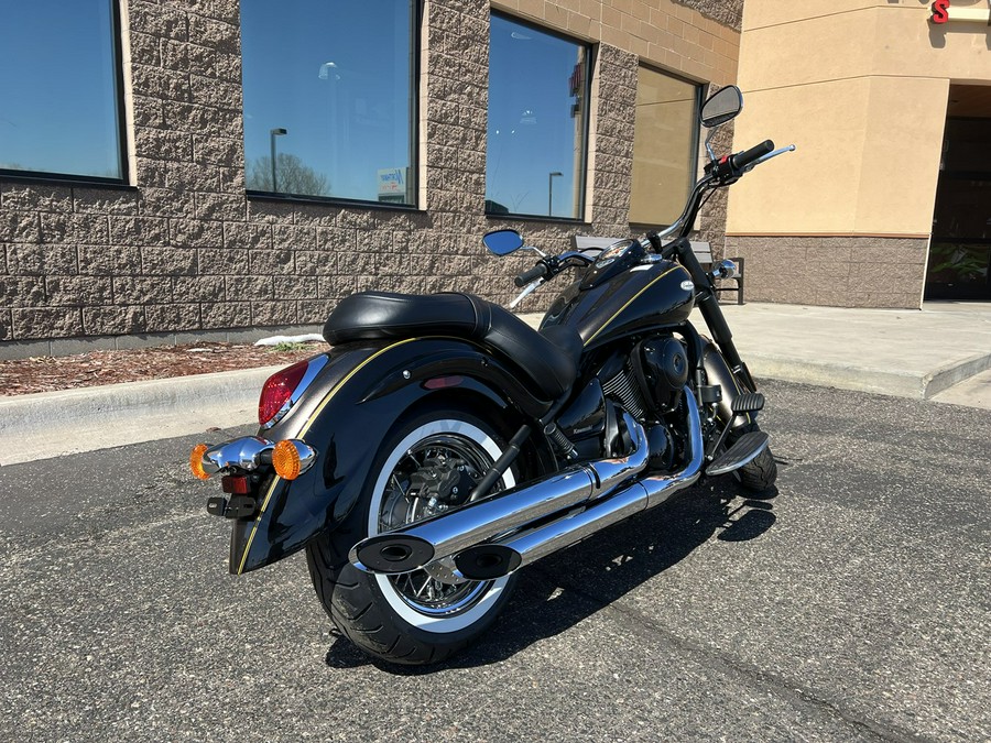 2023 Kawasaki Vulcan 900 Classic