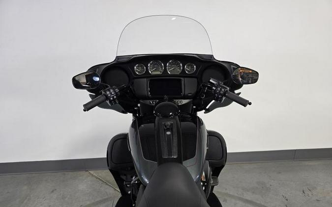 2025 Harley-Davidson® FLHTCUTG - Tri Glide® Ultra