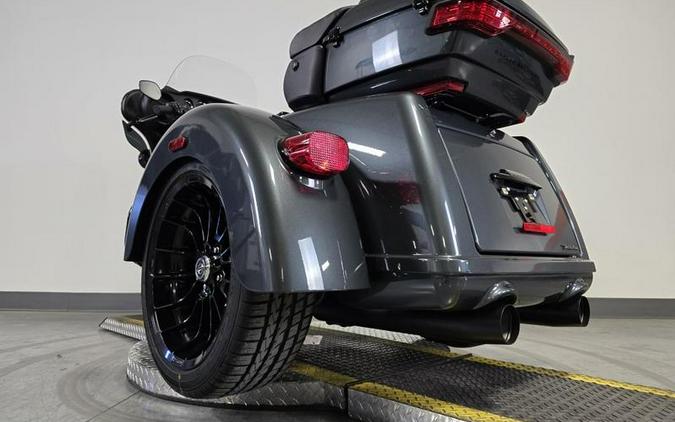 2025 Harley-Davidson® FLHTCUTG - Tri Glide® Ultra