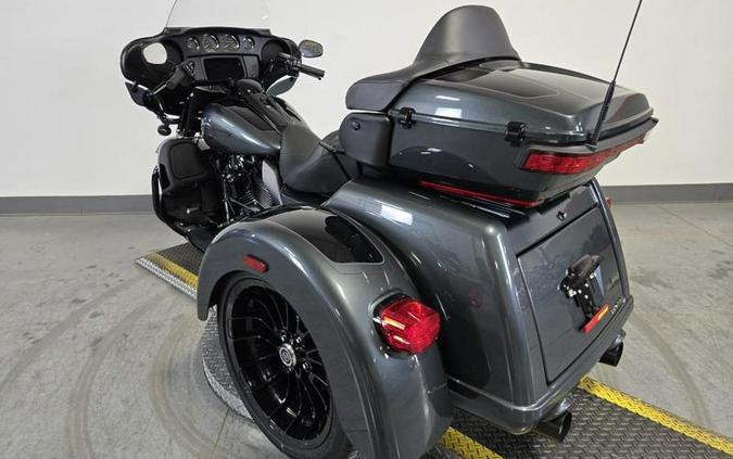 2025 Harley-Davidson® FLHTCUTG - Tri Glide® Ultra