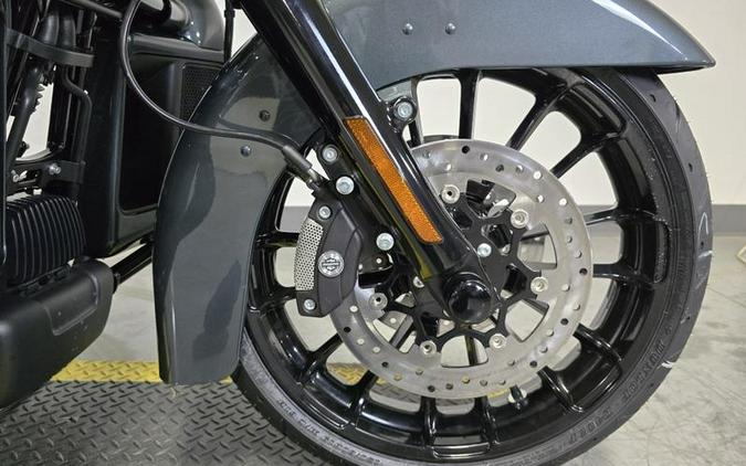 2025 Harley-Davidson® FLHTCUTG - Tri Glide® Ultra