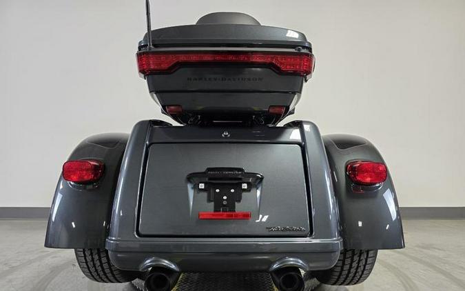 2025 Harley-Davidson® FLHTCUTG - Tri Glide® Ultra