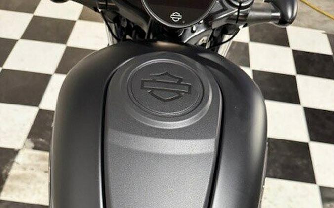 RH975S 2026 Nightster™ Special