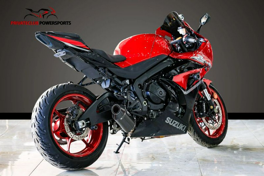 2025 Suzuki GSX-R1000AM5