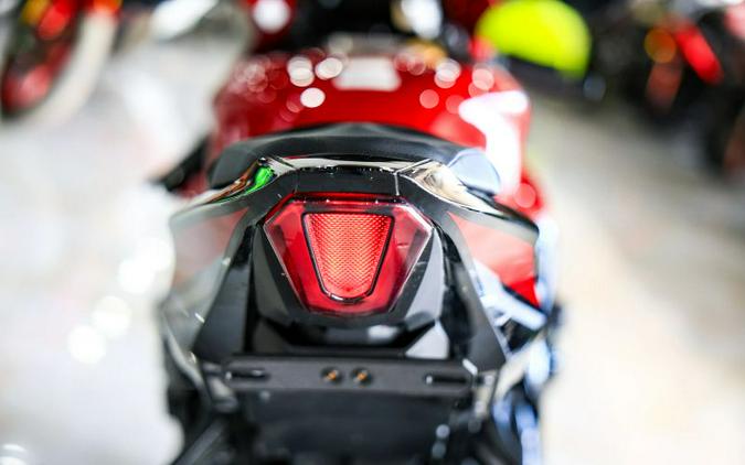 2025 Suzuki GSX-R1000AM5