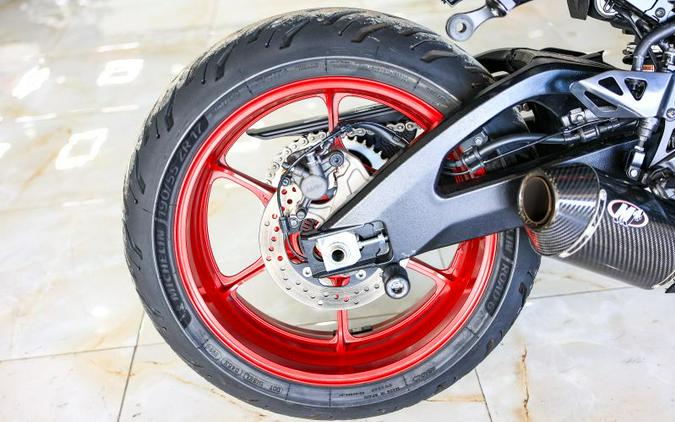 2025 Suzuki GSX-R1000AM5