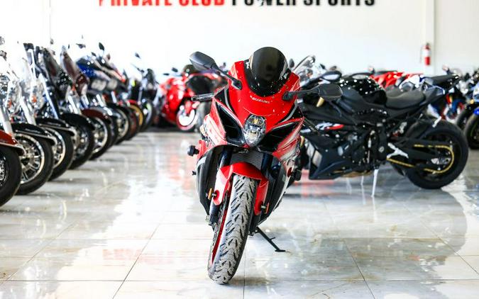 2025 Suzuki GSX-R1000AM5