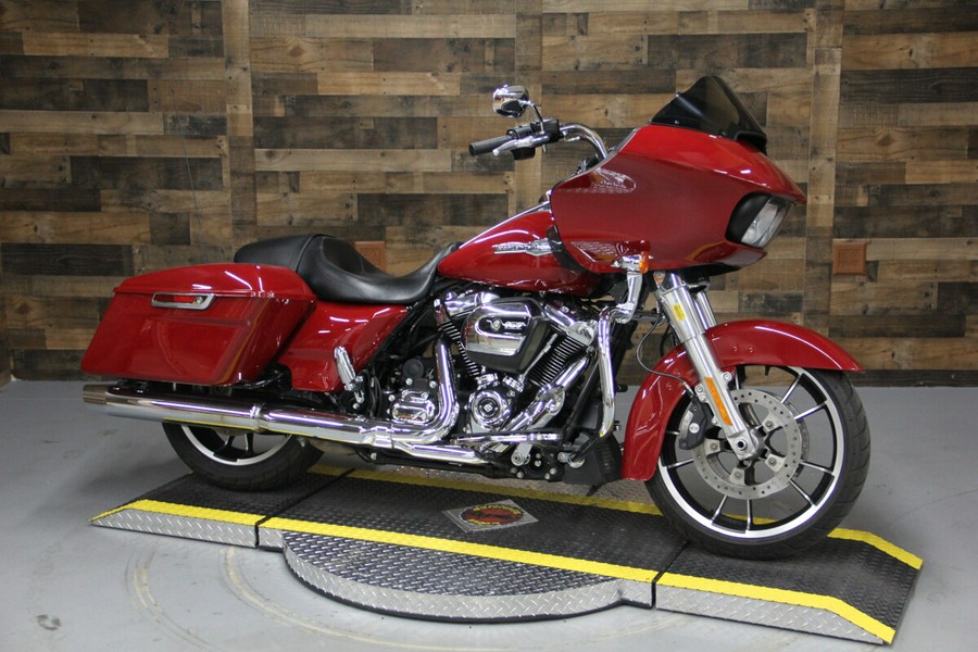 2021 Harley-Davidson Road Glide Billiard Red