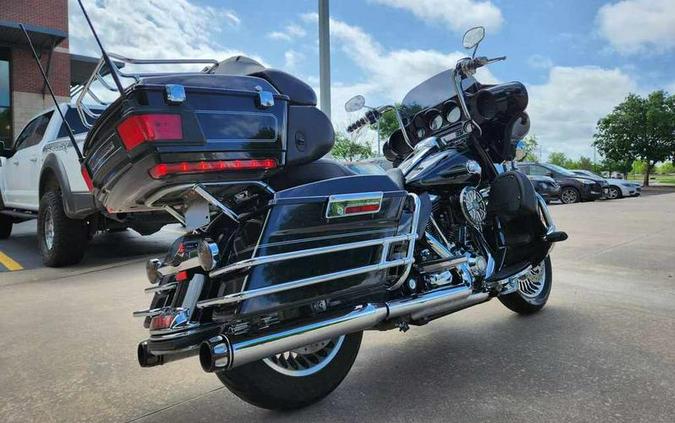 2009 Harley-Davidson® FLHTCU - Ultra Classic® Electra Glide®