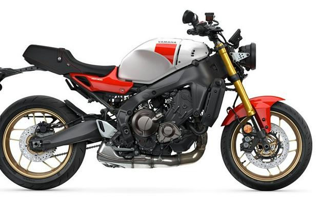 2025 Yamaha XSR900