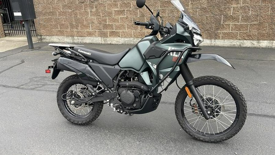 2025 Kawasaki KLR®650 Metallic Matte Old School Green