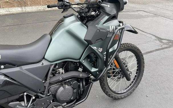 2025 Kawasaki KLR®650 Metallic Matte Old School Green