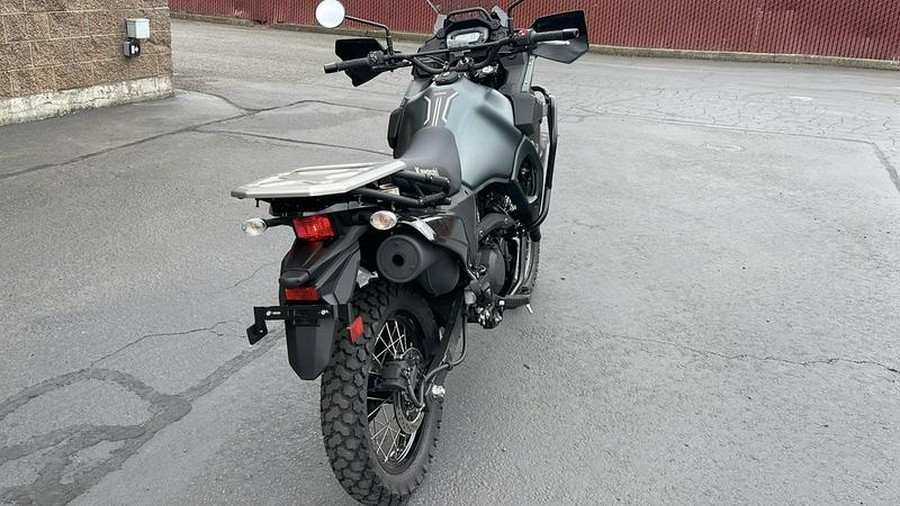 2025 Kawasaki KLR®650 Metallic Matte Old School Green